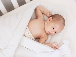 Rożek niemowlęcy RestNess piaskowy PIAPIMO Piapimo